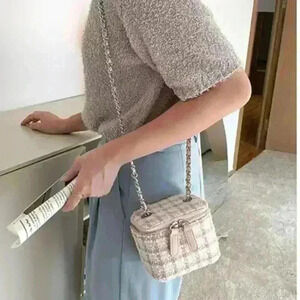 Ah-Dorned Pink Plaid Small Fragrance Bag with Crossbody Chain Zip Close